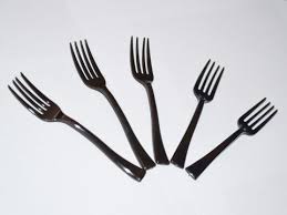 картинка Вилки черные (100шт\уп) пластик от магазина Богатая